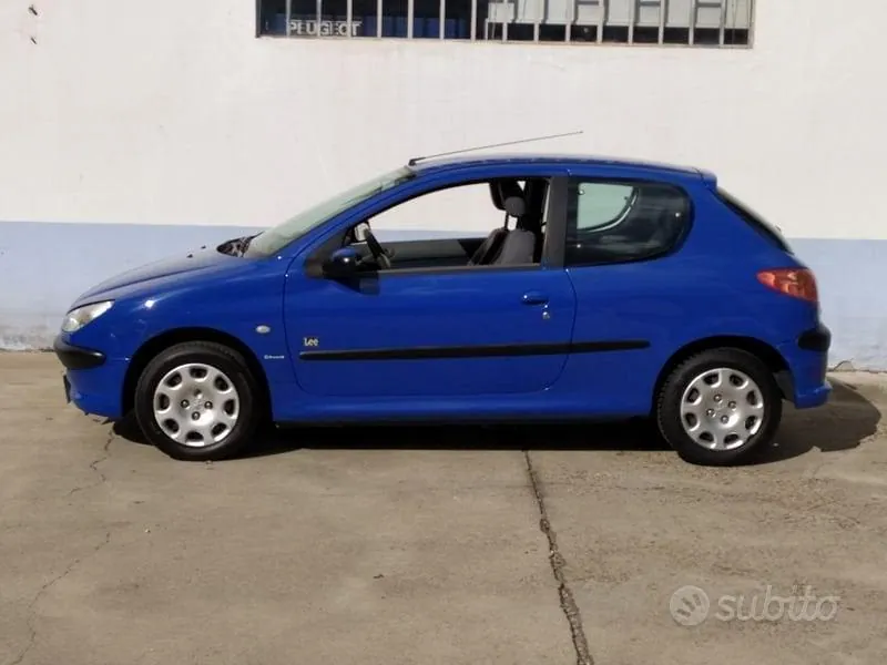 Peugeot 206 2004 photo 3