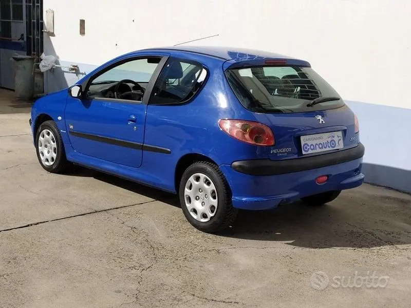 Peugeot 206 2004 photo 5