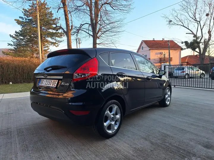 Ford Fiesta 2010 photo 5