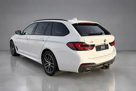 BMW 530E 2023 photo 3