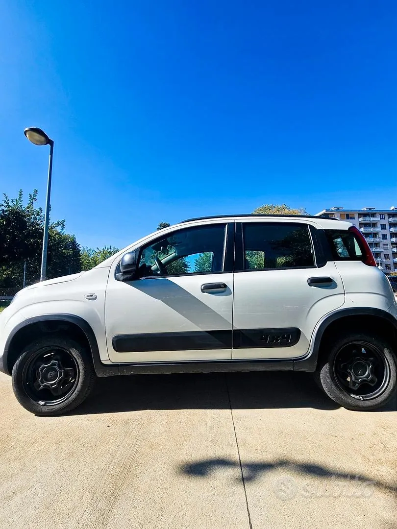 Fiat Panda 2023 photo 2