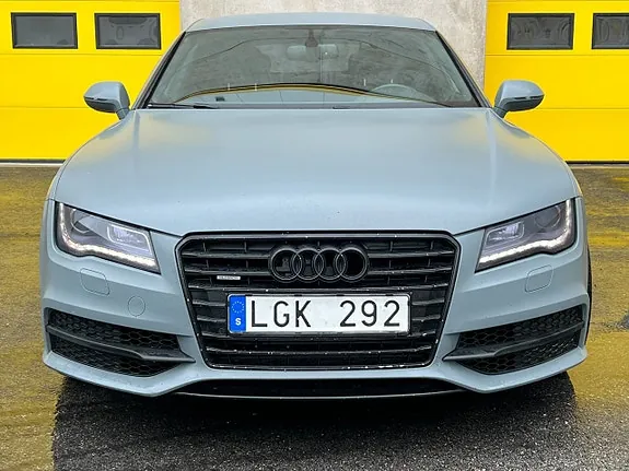 Audi A7 2011 photo 2
