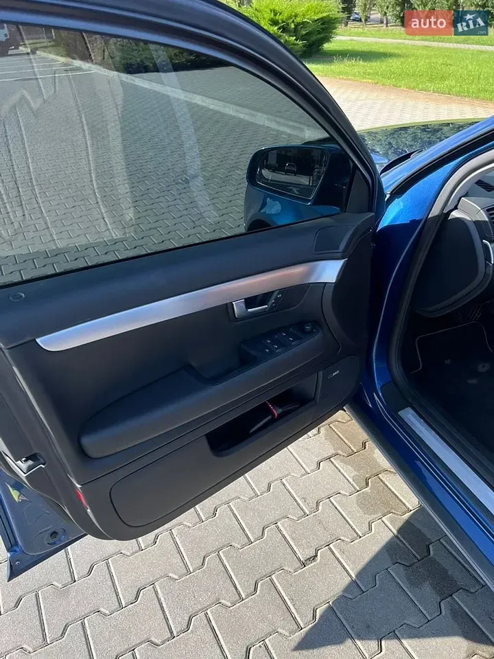 Audi A4 2005 photo 5