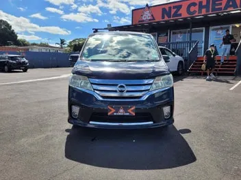 Nissan Serena 2012 photo 3