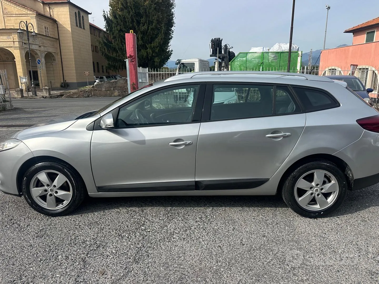Renault Megane 2010 photo 3