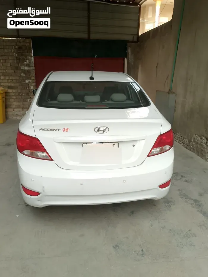 Hyundai Accent 2017 photo 2