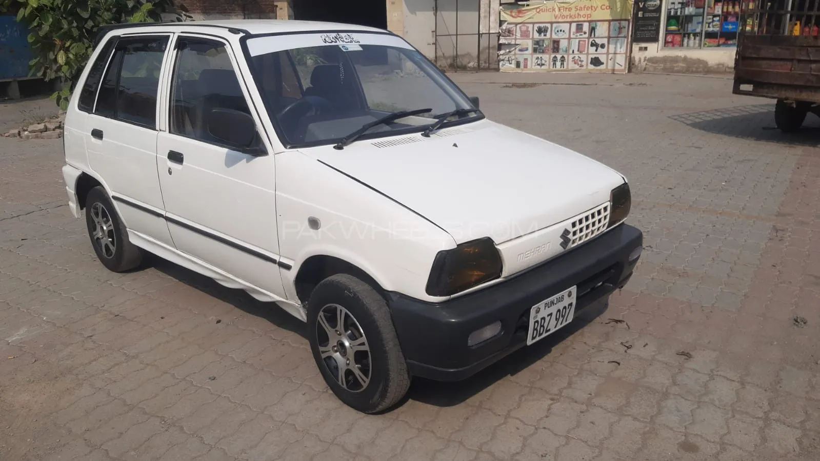 Suzuki Mehran