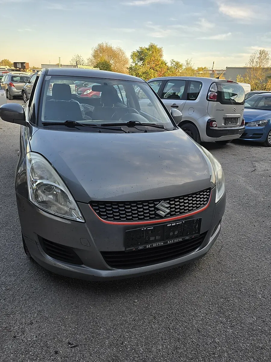 Suzuki Swift 2013 photo 3