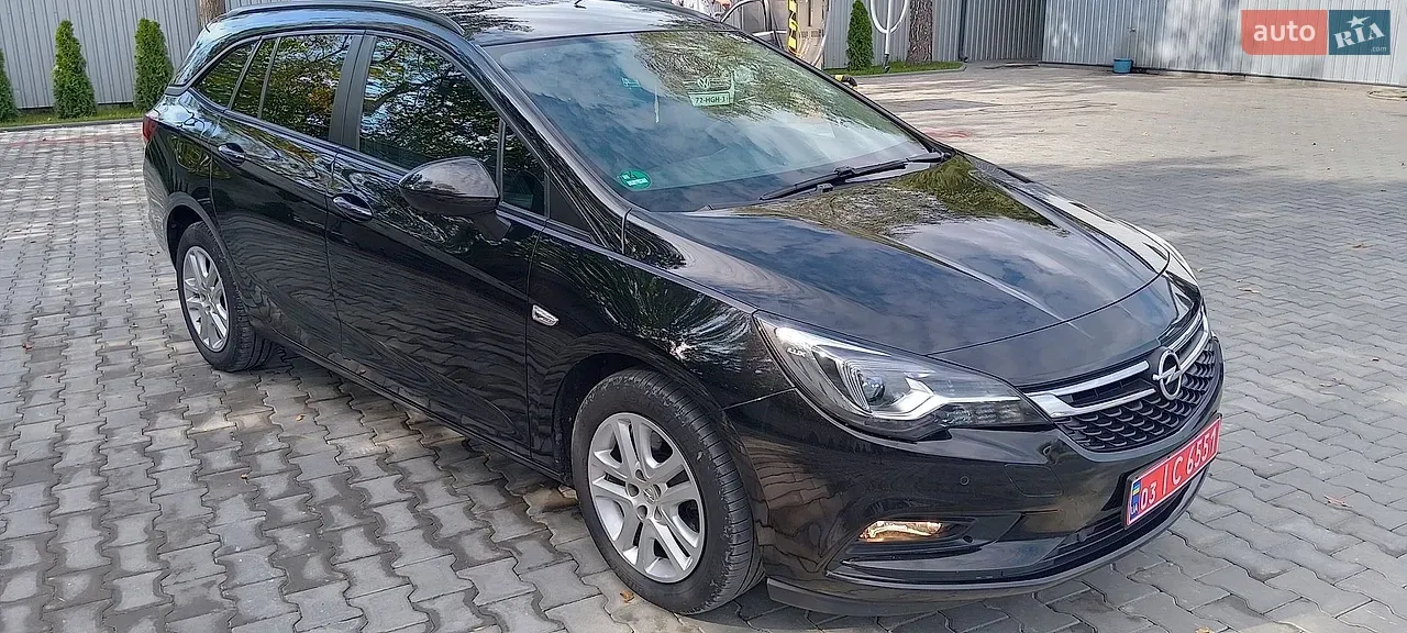 Opel Astra 2018 photo 2
