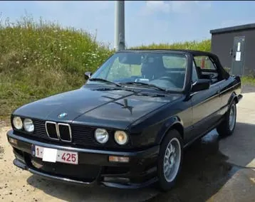 BMW E30