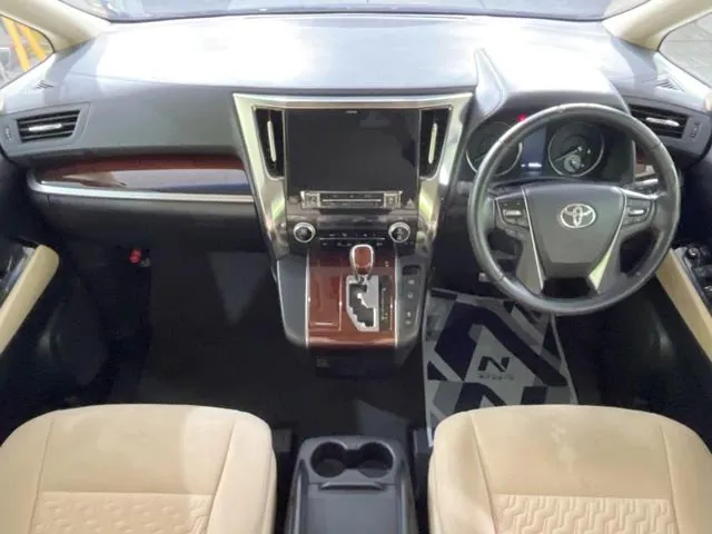 Toyota Alfaard 2.5X 2016 photo 2