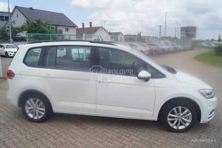 Volkswagen Touran 2018 photo 5