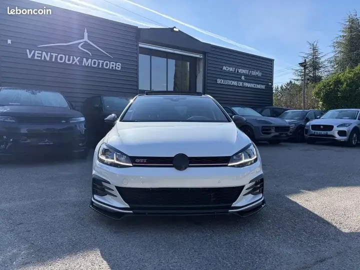 Volkswagen Golf 2019 photo 3