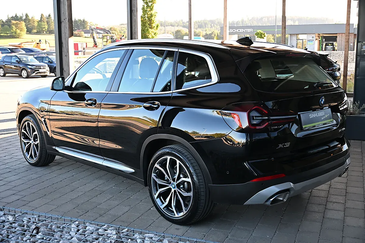 BMW X3 2022 photo 3