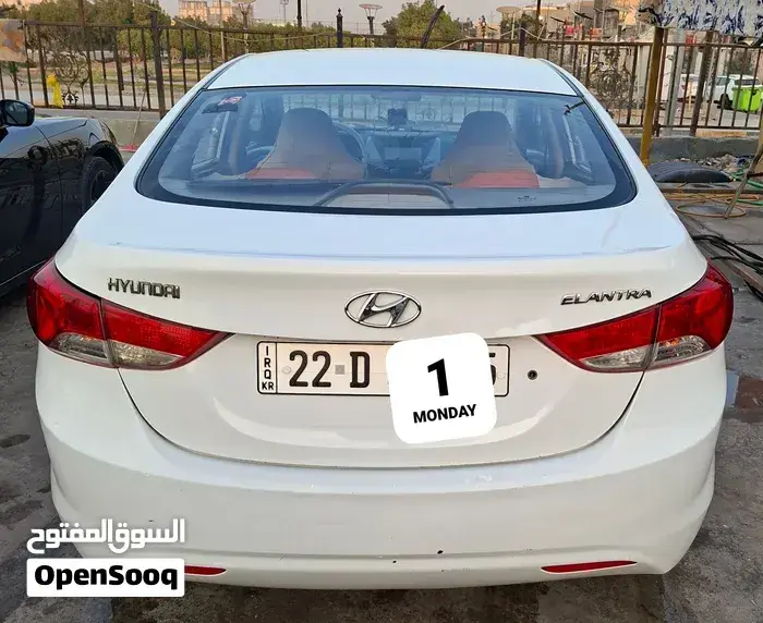 Hyundai Elantra 2014 photo 4