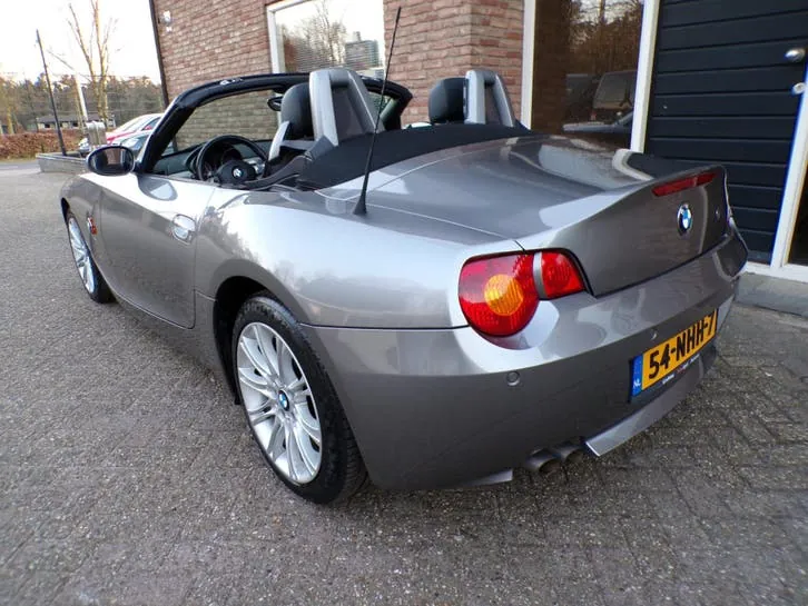 BMW Z4 2004 photo 3
