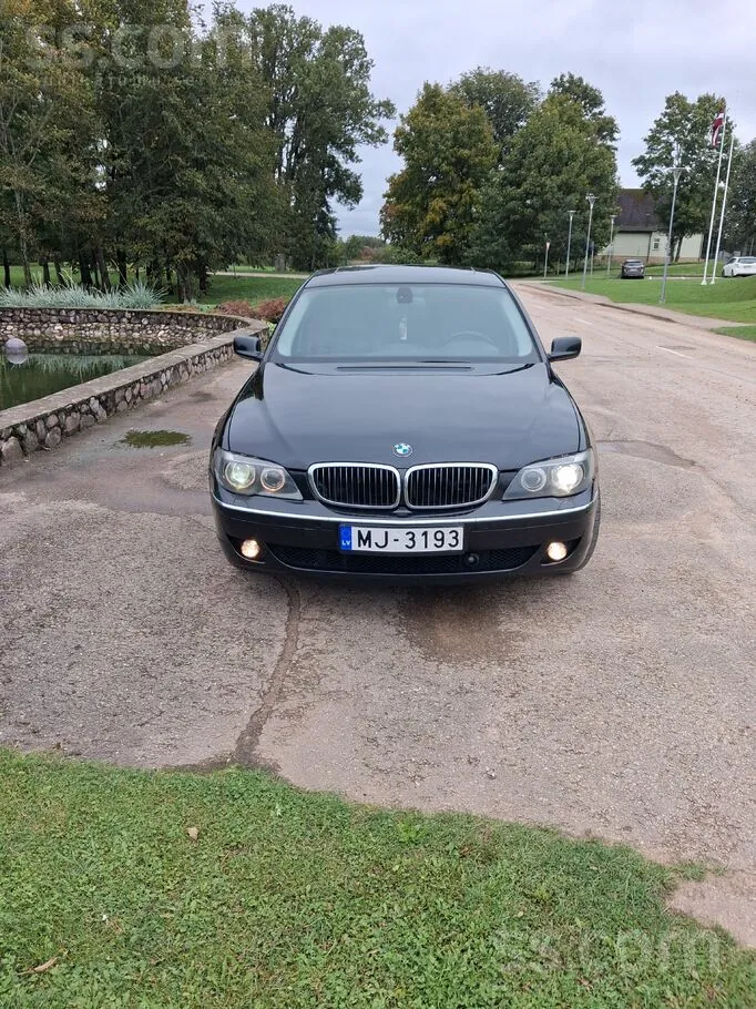 BMW 730