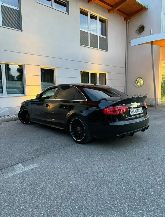 Audi A4 2008 photo 3