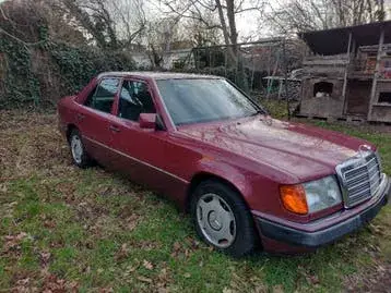 Mercedes-Benz W124