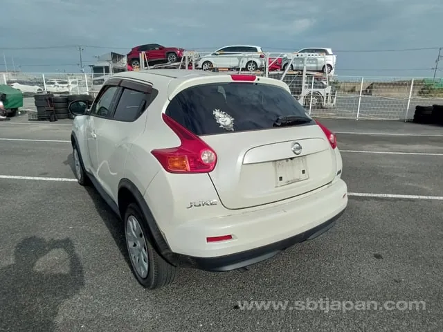 Nissan Juke 2011 photo 3