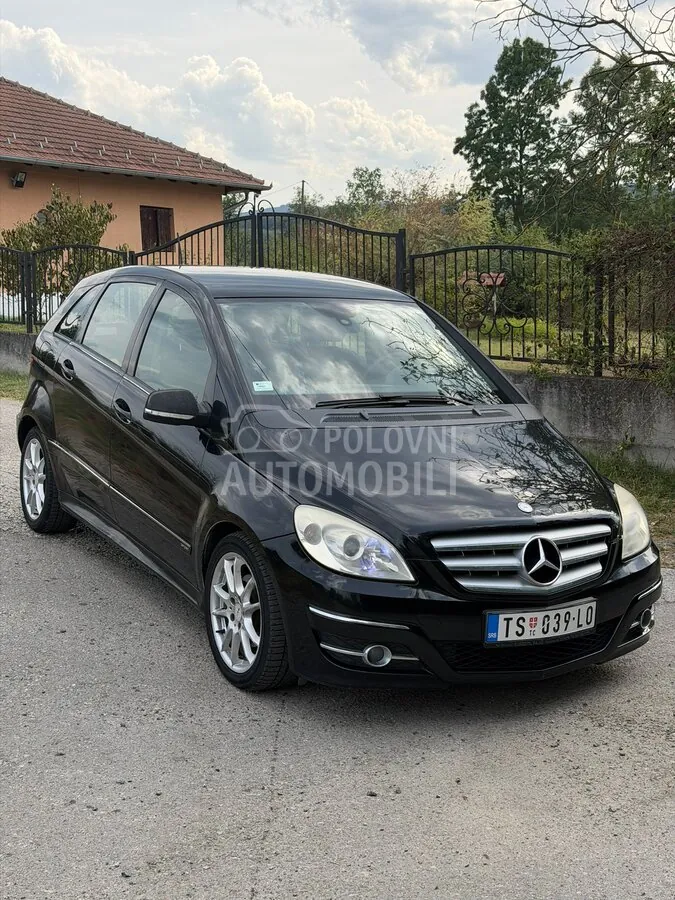 Mercedes-Benz B 180 2008 photo 4
