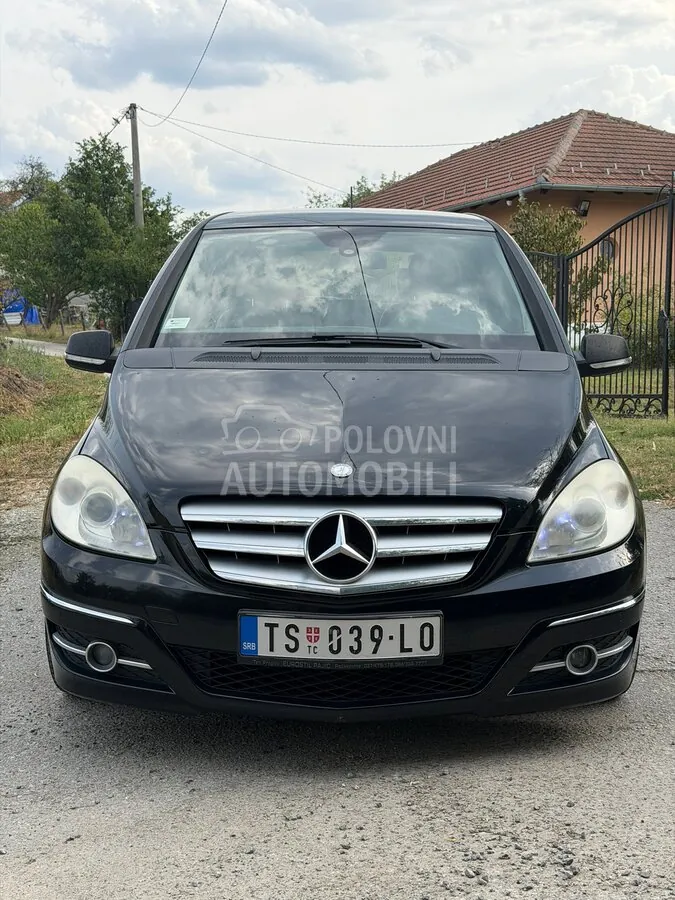 Mercedes-Benz B 180 2008 photo 3