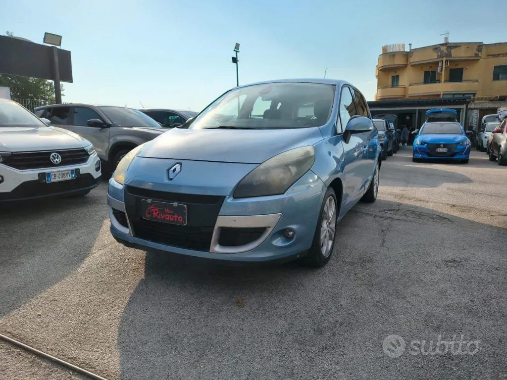 Renault Scenic 2010 photo 2