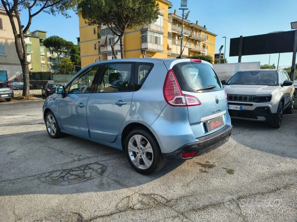 Renault Scenic 2010 photo 5