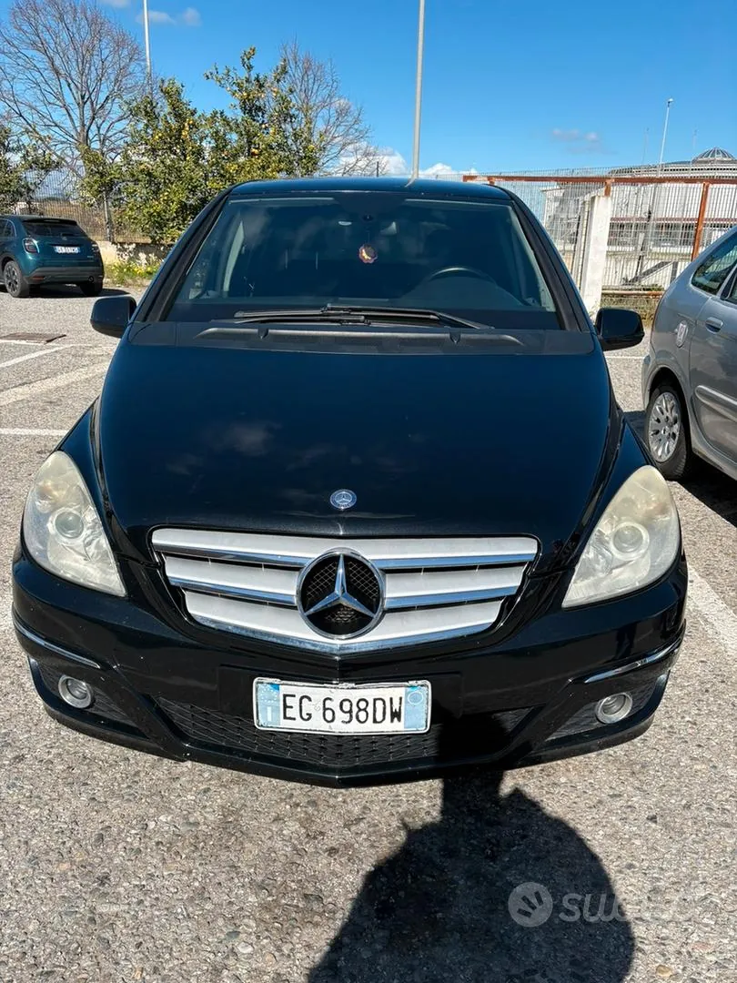 Mercedes-Benz B-Class 2011 photo 4