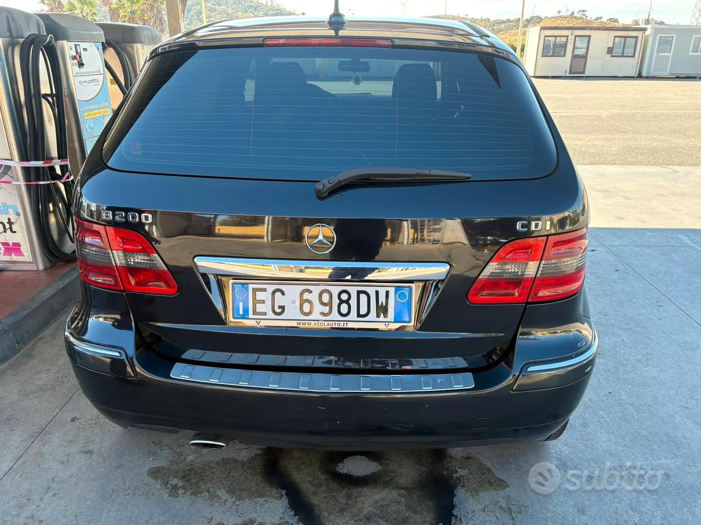 Mercedes-Benz B-Class 2011 photo 2