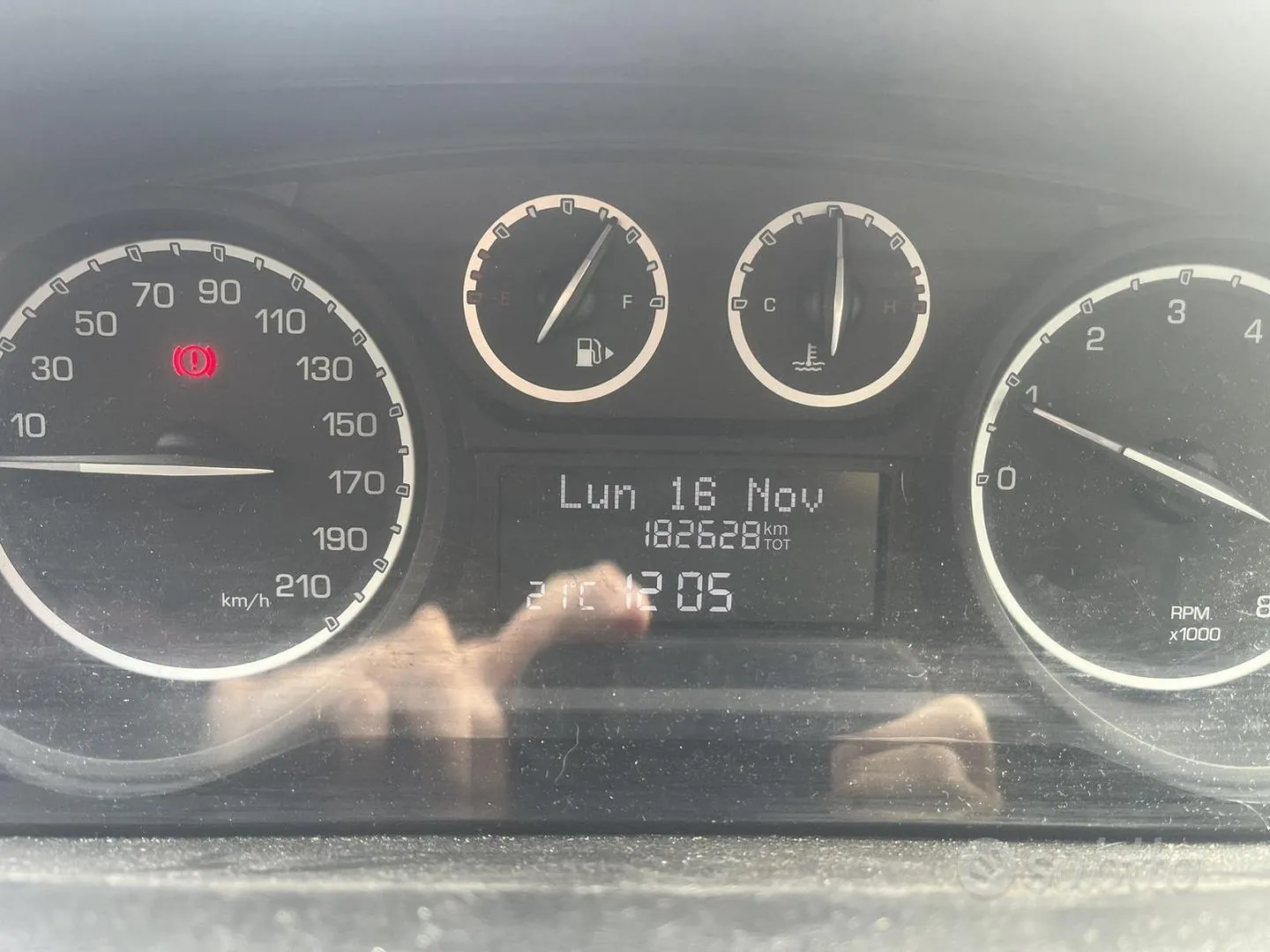 Lancia Ypsilon 2011 photo 3