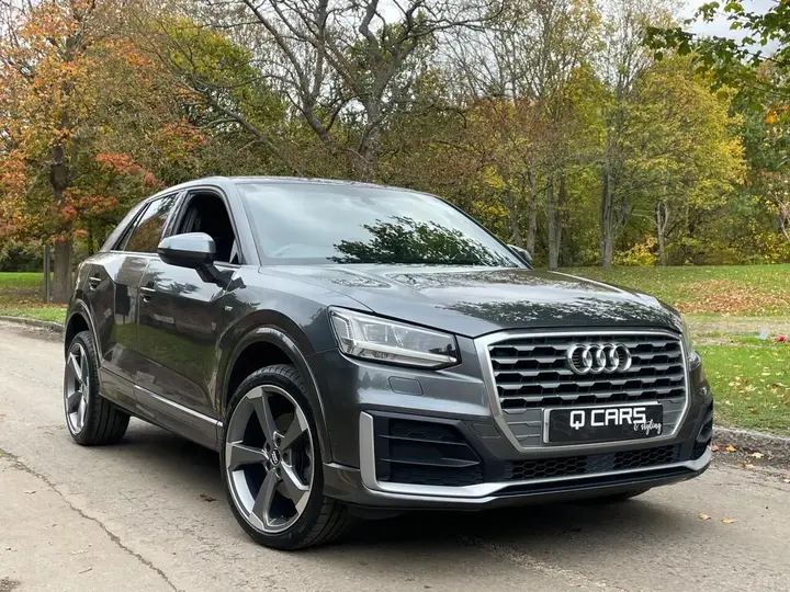 Audi Q2 2017 photo 2