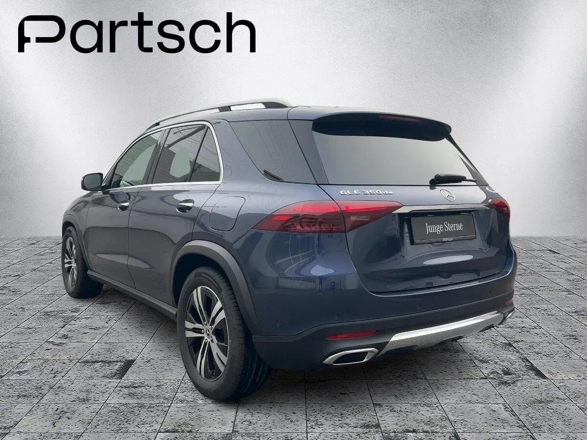 Mercedes-Benz Gle-Class 2024 photo 3