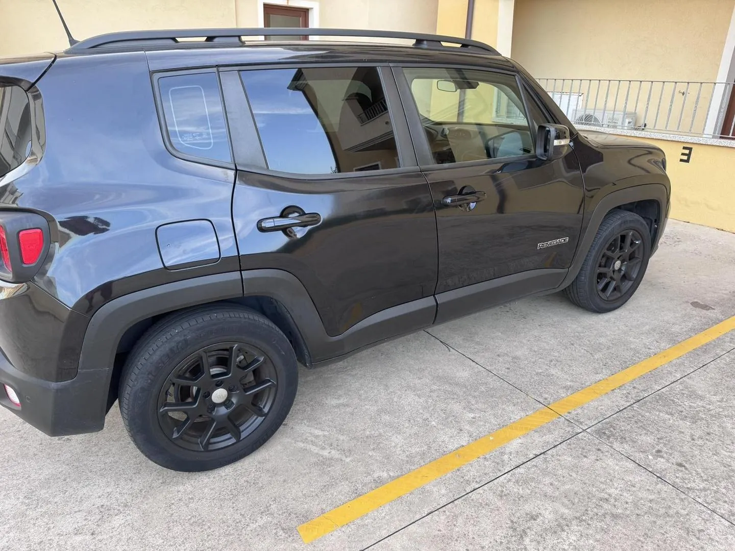 Jeep Renegade 2021 photo 3