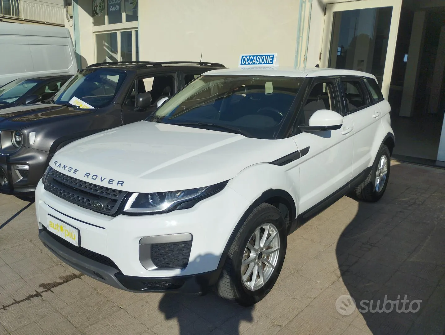 Land Rover Range Rover Evoque 2015 photo 4