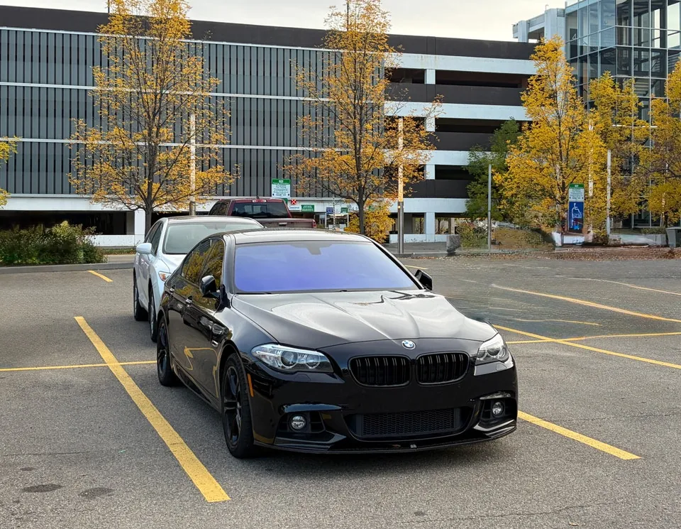 BMW 528I