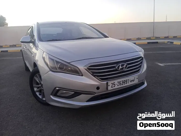 Hyundai Sonata 2016 photo 2