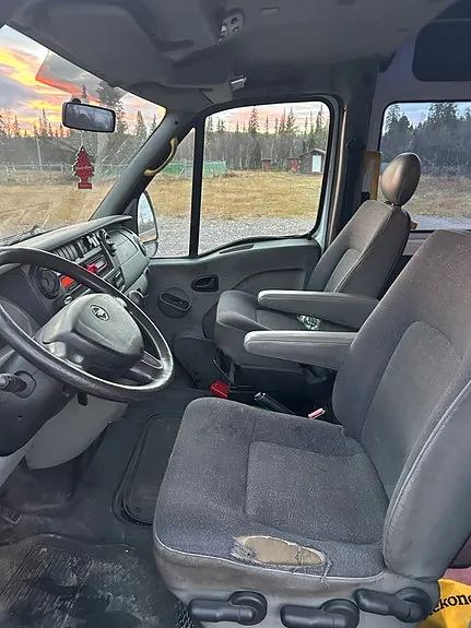 Nissan Interstar 2007 photo 4