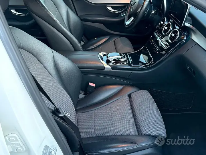 Mercedes-Benz C 220 2014 photo 4