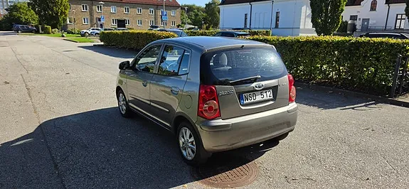 Kia Picanto 2010 photo 4