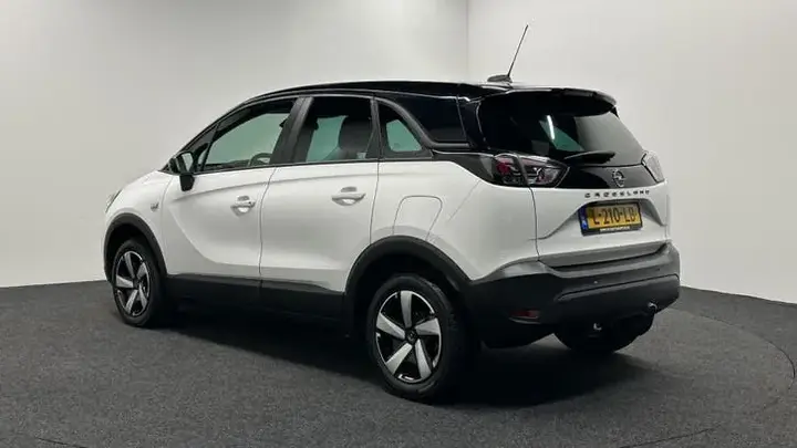 Opel Crossland X 2021 photo 4