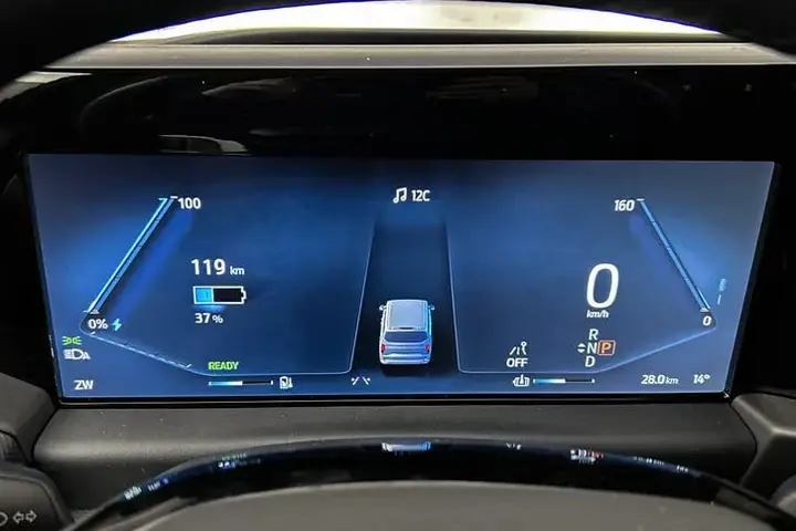 Ford E-Transit 2026 photo 3