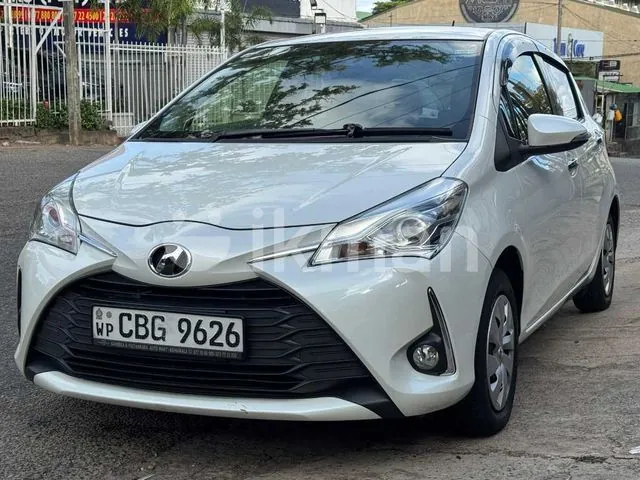 Toyota Vitz 2019 photo 2