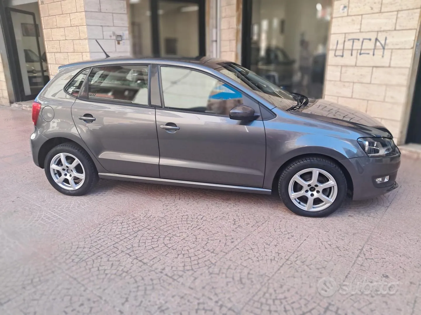 Volkswagen Polo 2012 photo 5