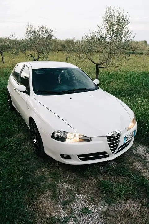 Alfa Romeo 147 2010 photo 4