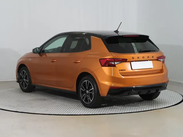 Skoda Fabia 2024 photo 3