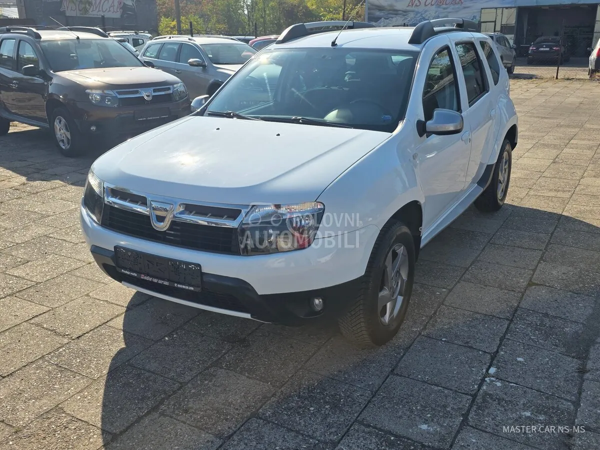 Dacia Duster 2012 photo 3