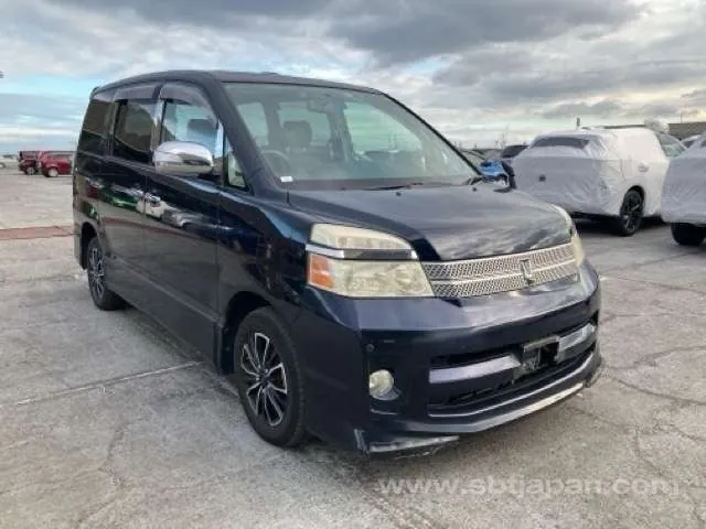 Toyota Voxy Z Kirameki