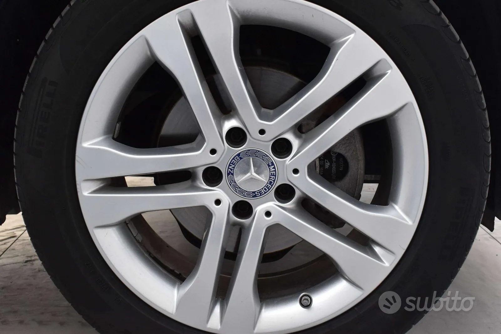 Mercedes-Benz Gla 2015 photo 5