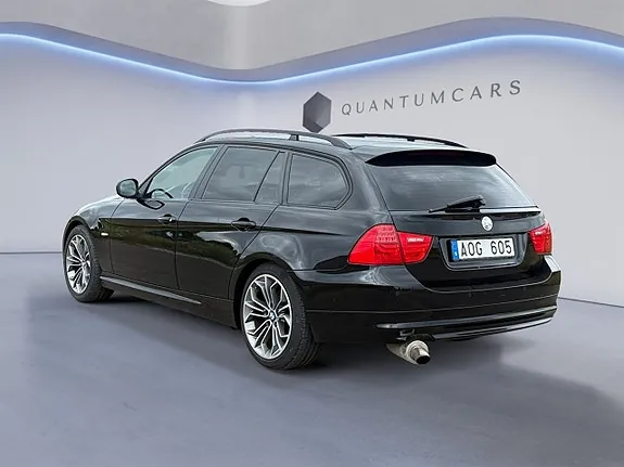 BMW 320 2010 photo 4